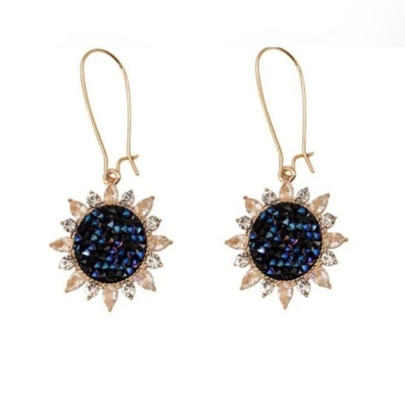 Bella Boutique Jewelry - 🌻 Sparkling Sunflower Earrings 🌻